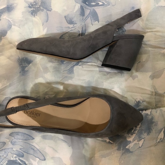 𝅺BOTKIER Suede Heels - Picture 2 of 7